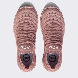 NEW APL: Athletic Propulsion Labs Women's Techloom Wave Sneaker Beachwood NEW
